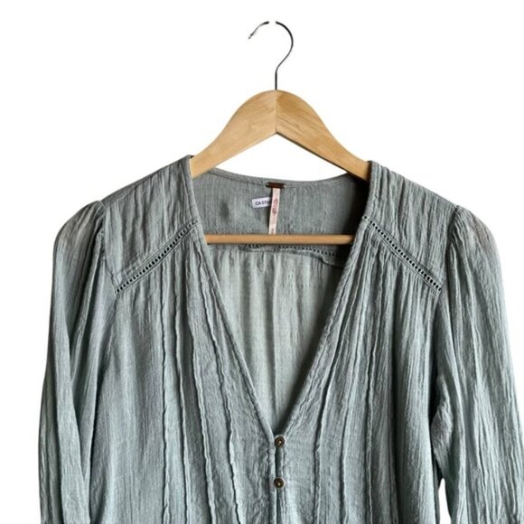 Free People Boho Button-Down Blouse Size Small Green Flowy - Picture 2 of 11